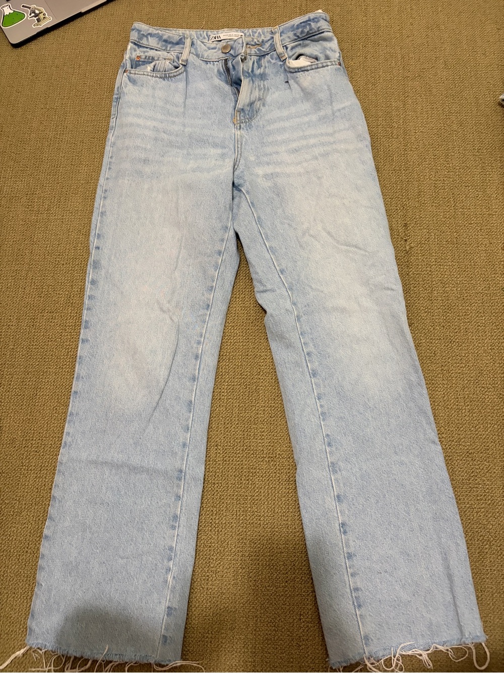 Zara Light Blue Straight Leg Jeans - High Rise